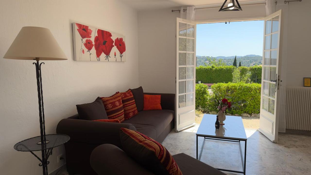 Villa Entiere Au Calme Dans Village Provencal Peymeinade Buitenkant foto
